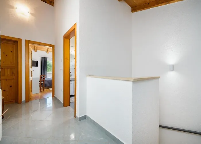Zaza Villa *