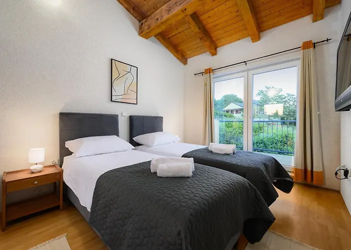 Zaza Villa