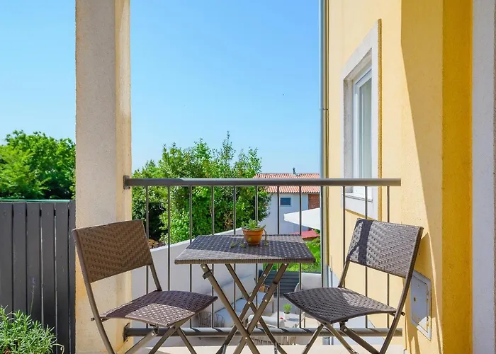 Zaza Villa