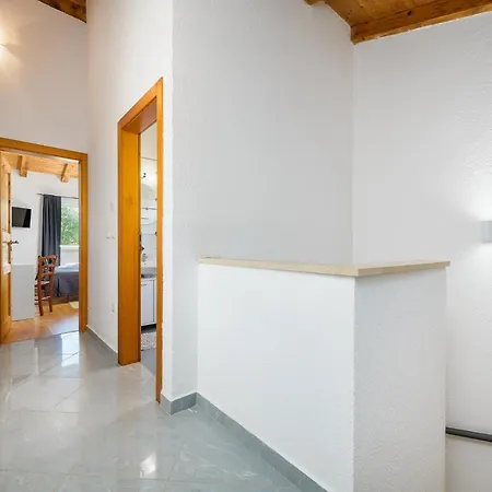 Zaza Villa *