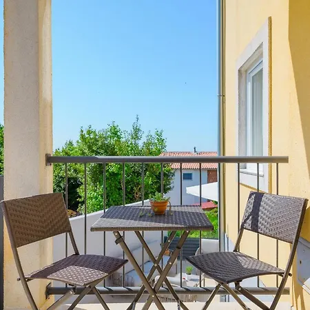 Zaza Villa