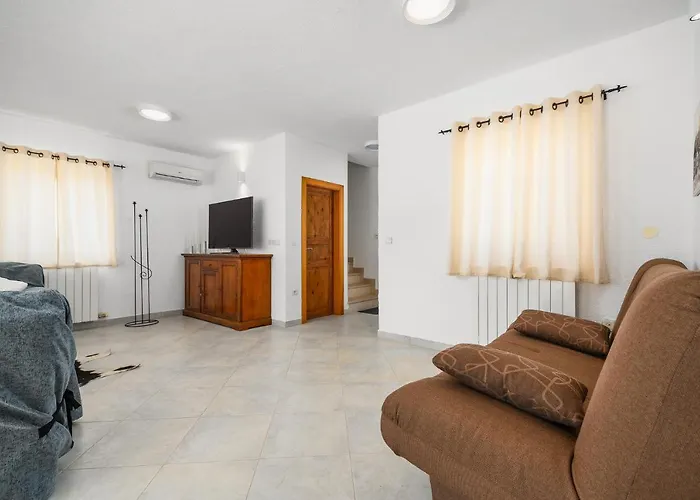 Zaza Villa Kaštelir